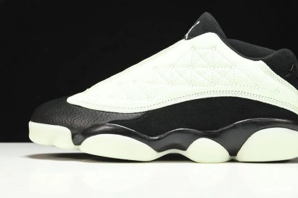 Hyperoad (2021) SINGLE'S AIR JORDAN RETRO DAY LOW 13 1202